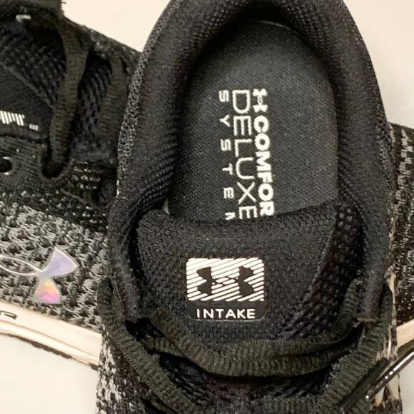 UNDER ARMOUR Men's HOVR Intake 6 Running Shoe, Black & White Size 11 - Picture 9 of 15